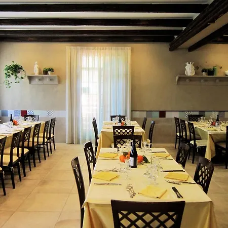 Pomara 3* San Michele di Ganzaria